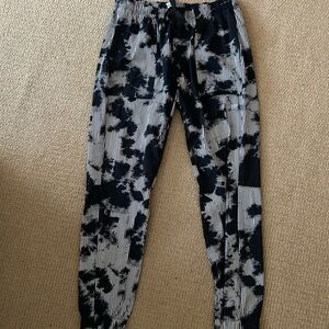Fabletics pants/joggers size medium. Nice pattern, very comfortable and light